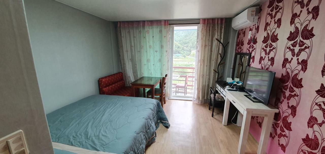 Gangchon Beautiful Pension Chuncheon Esterno foto